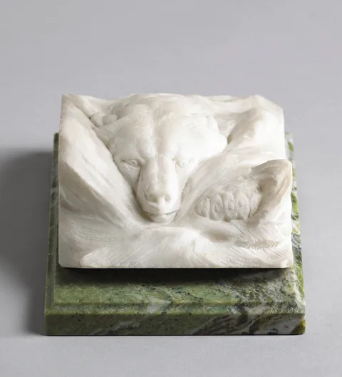 George Frederick Morris Harding, POLAR BEAR, 1930, Carrara marble on Connemara marble base