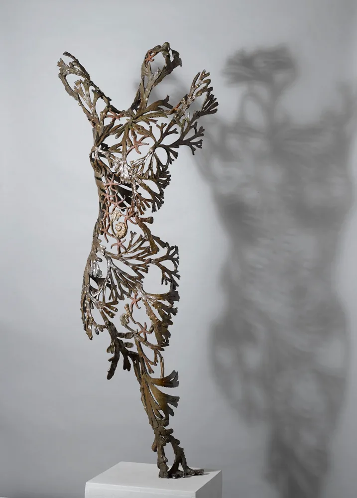 Linda Brunker, FLOW, 1995., bronze; (no. 2 from an edition of 5)