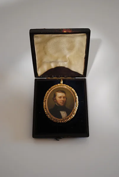 F. W. Dalton, PORTRAIT MINIATURE OF A GENTLEMAN, NOVEMBER 1860, oil on card; (tondo)