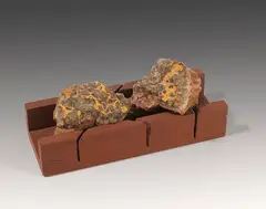 Joseph Beuys, Für Braun-Raum, 1977, Wood (mitre box), oil paint, two rock crystals
