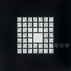 Radosław Sowiak, SEN O KAZIMIERZU M, 1992, relief (akryl, kostki domina, drewno, płyta)