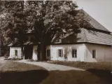 Czesław Bankiewicz, ZŁOTY POTOK. DWOREK KRASIŃSKICH, 1968, fotografia czarno-biała