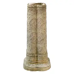 Emil Wilhelm Becker, Coloană fasciculată, decorată cu feston perlat și vrejuri stilizate geometric, piatră artificială