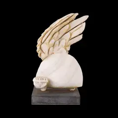 Adrian Ilfoveanu, Animalul soarelui, 2009, marmură de Carrara
