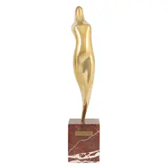 Muză by Marcel Guguianu, bronz, sold Apr 2026