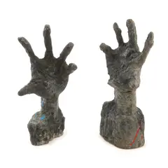 Miro Vuco, Hands, 1980., bronze and acrylic