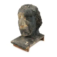 Miro Vuco, Head, 1997., terracotta, clay, wood varnish, wood