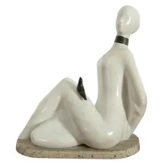 Lucian Smău, Muză, 2024, marmură