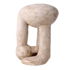 Pasăre by Vasile Gorduz, ipsos, sold May 2025