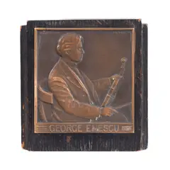 Gheorghe Stănescu, Pregătiri de concert (George Enescu cu vioară), 1946, bronz