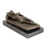 Nud pe sofa by Salvador Dalí, bronz, sold May 2024