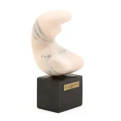 Repaos by Marcel Guguianu, marmură, sold Mar 2024