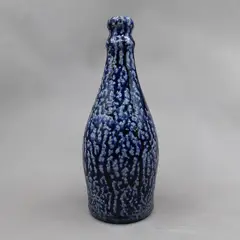 Denis O'Connor, Bottle, stoneware with blue salt glaze