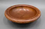 Donald Jessep, Large and impressive Kauri bowl, circular form with carved detail to the rim and chisel pattern to the outside