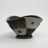 Jeff Oestreich, Triangular bowl, soda fired stoneware, c. 1997