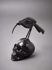Paul Dibble, Huia Talks to Death, cast bronze, 10/10 (2019)