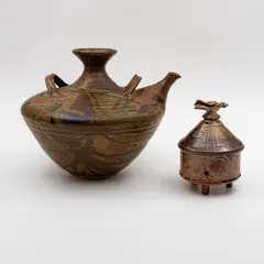 Studio Pottery, Pouring vessel and small lidded pot, glazed stoneware (unknown potters)