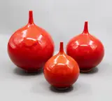 Peter Collis, Three orb vases, porcelain with finely crackled bright red glaze