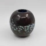 Garry Nash, Iridescent vase, blown glass