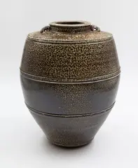 Duncan Shearer, Large bench pot, stoneware of tapering barrel shape, dark green salt glaze
