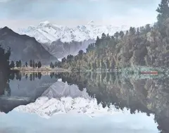 Whites Aviation, Lake Matheson, photograph