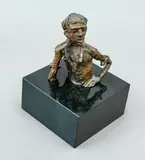 John Kavanagh, Pias the 4th (1933), bronze and wood on marble plinth