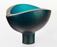 Ann Robinson, Splitting Pod, cast glass, 1/1