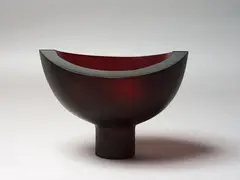 Ann Robinson, Pod Vase, cast glass, 45% crystal