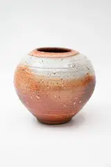 Barry Huckenhull, Stoneware jar, with shino glaze