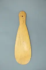 Patu Parāoa, Early 19th century whalebone club, Y22366