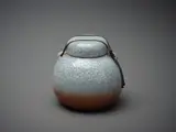 Jean Halstead, Round lidded pot