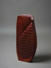Andy Mardell, Dewdrop, carved totara