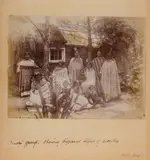 Josiah Martin, Māori Group - showing different styles of cloaks, albumen print