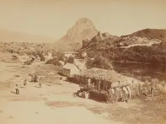 Frank Arnold Coxhead, Ātiamuri village with view of Mount Pohaturoa, albumen print