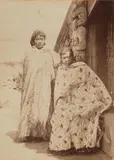 Burton Brothers, Portrait of Two Māori Wahine, King Country