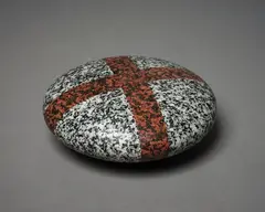 Function, Saltire 6 by John Edgar, granite (Coromandel, NZ and Corrennie, Scotland), 2012, sold Sep 2022