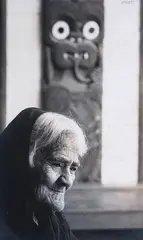 John Endt, Portrait of a Woman at Te Kuiti Meeting House, gelatin silver print, c. 1960