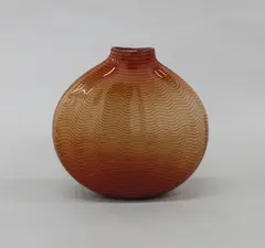 Garry Nash, Flattened spherical vase, clear red glass decorated with wavy brown lines