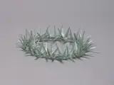 Evelyn Dunstan, Crown of Thorns, lost wax kiln glass (45% crystal); cold-worked, sandblasted and acid-etched (2010)