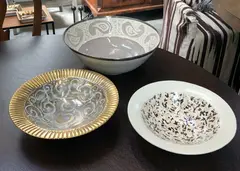 Warren Randall, Three ceramic bowls, two with sgraffito decoration, one with impressed and painted decoration