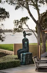 Paul Dibble, Watching and Waiting, cast bronze, 1/2 (1998)