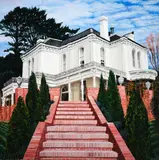 Dick Frizzell, Prospect House, oil on canvas