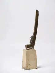 Lyonel Grant, Te Ihingarangi, cast bronze and sandstone