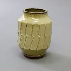 Mashiko Pottery, Ribbed vase, stoneware with beige glaze