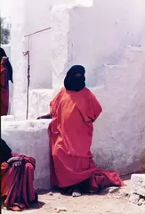 Brian Brake, Arab Woman - Shibham, Wadi Hadramawt, 1956, 1956, colour photograph printed from Kodak transparency on Ektacolour paper