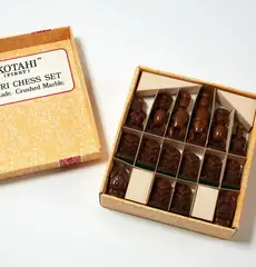 “Kotahi”, Maori chess set, complete handmade set with original box