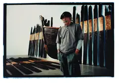 Marti Freidlander, Portrait of Ralph Hotere before Black Phoenix, colour photograph