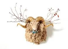 Peter Madden, Golden Ram, mixed media and taxidermied ram’s head (2013)