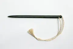 Matuhi (Needle) by Chris Charteris, pounamu sourced from South Westland and Muka, sold Mar 2017