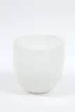 Stephen Bradbourne, White Flower, hot worked and blown glass, murine technique